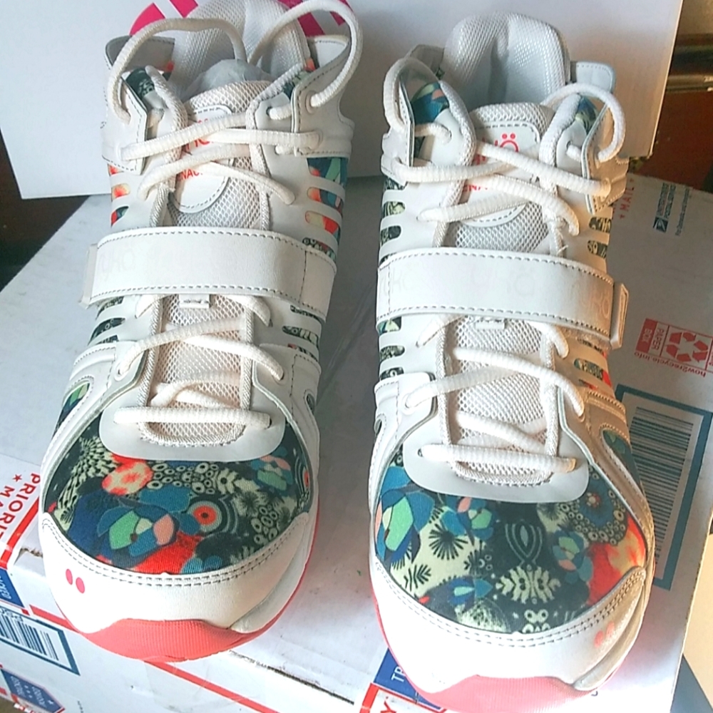 RYKA WOMAN'S TRAINING SNEAKER